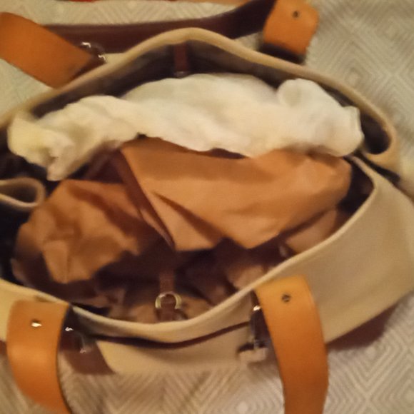 Womans Coach HandBag - Picture 12 of 13